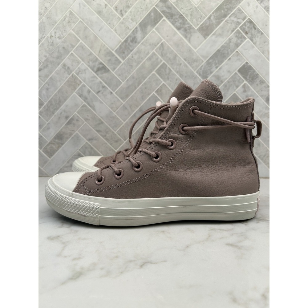 Converse Chuck‎ Taylor All Star High Top Sneakers Womens 7 Leather Sherpa Lined